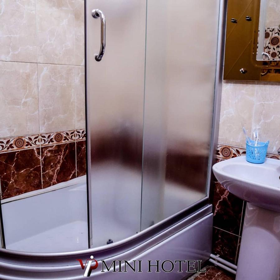 Vip Mini Hotel Semey Exteriör bild
